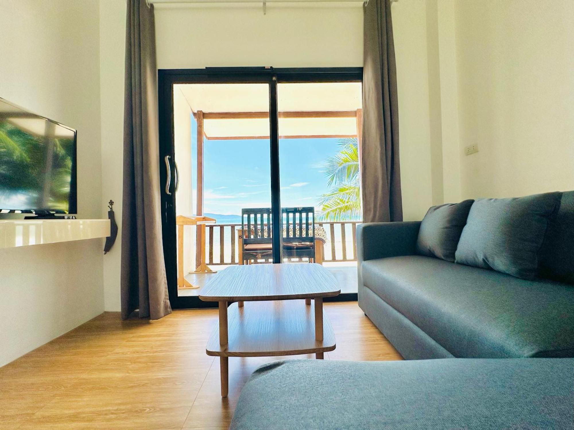 The Scenery Beach Resort Baan Khai Exterior foto