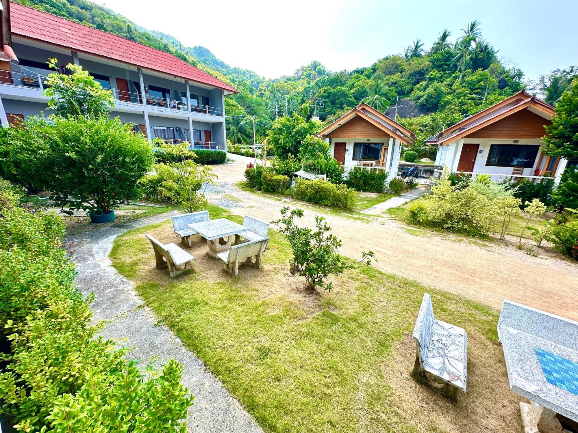 The Scenery Beach Resort Baan Khai Exterior foto